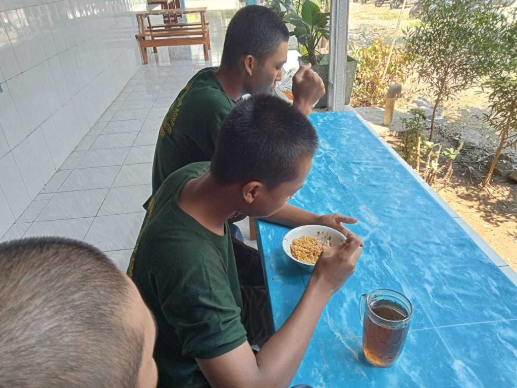 makanan sehat di sekolah
