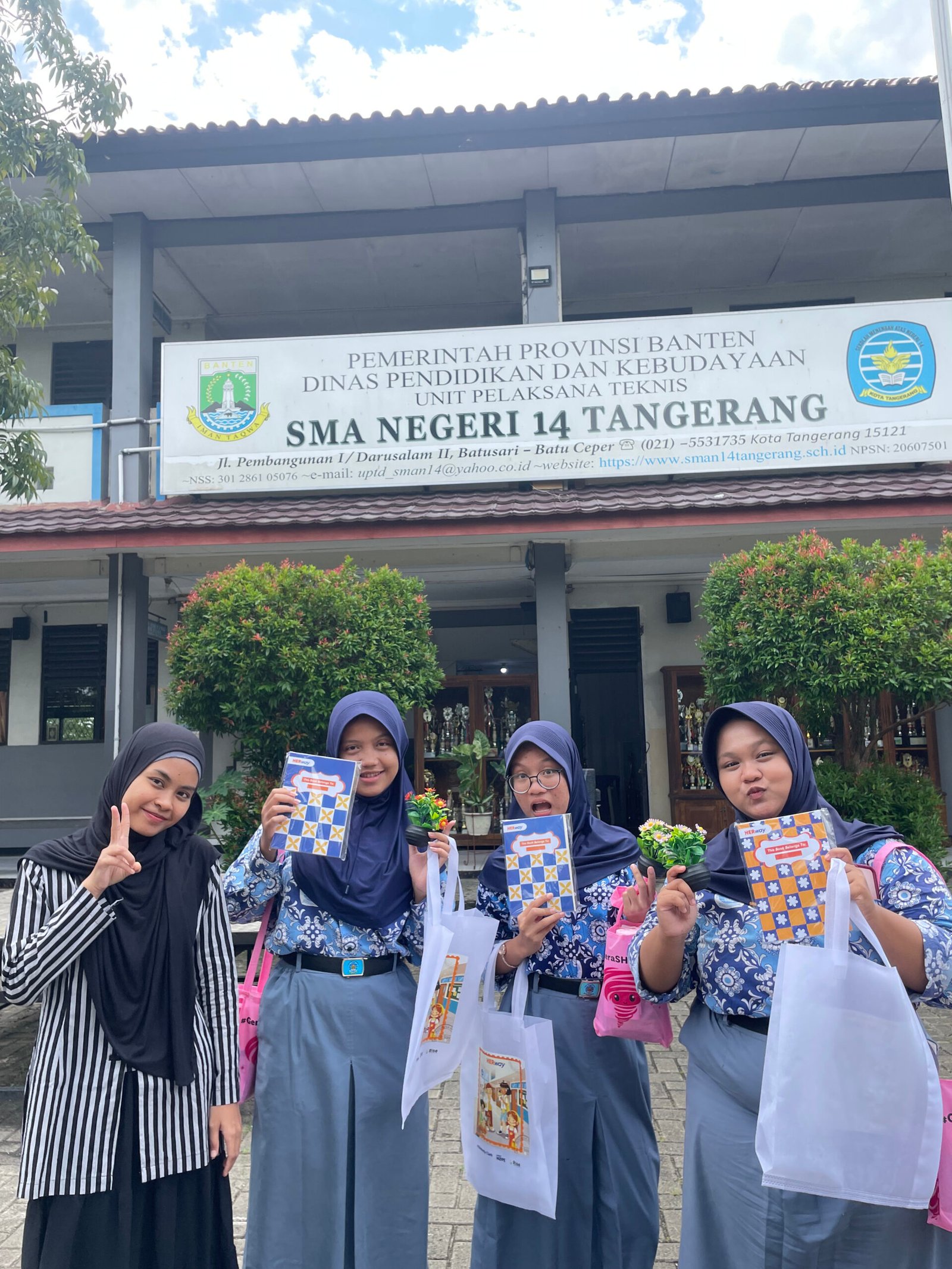 Dokumentasi siswi 