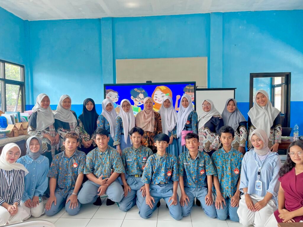 Relasi Sehat Dimulai dari Batas yang Sehat: Implementasi Heroes Go To School di SMA Dharma Wanita 2 Tarik Sidoarjo