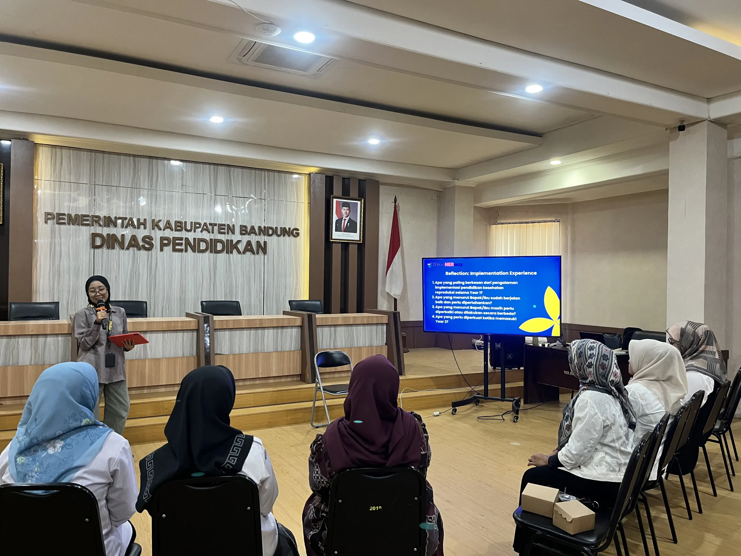 guru menciptakan ruang aman untuk edukasi kespro